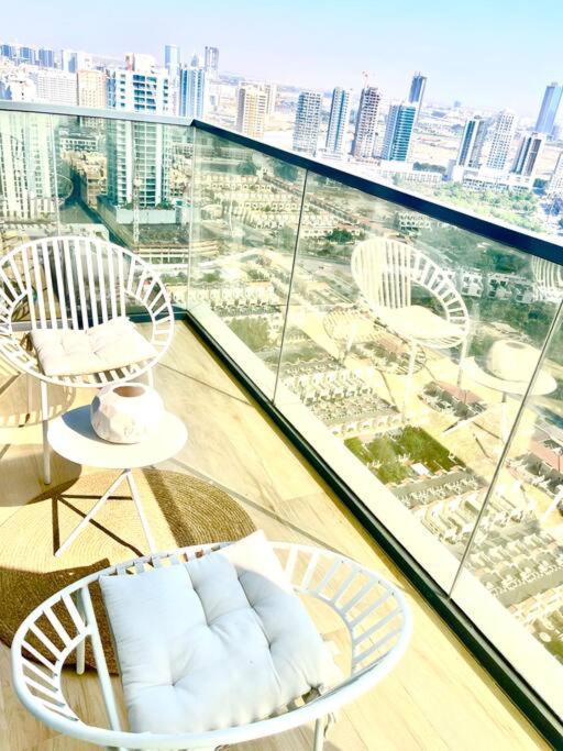 Elegante Vue Parc Et Piscine Au Coeur De Jvc * Dubai